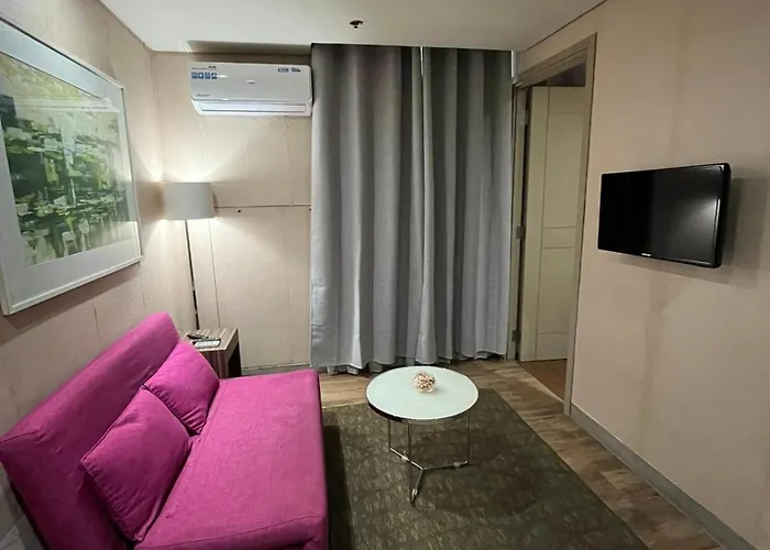 The Serenity Tower 90bb * Manila